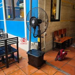 Quạt phun sương công nghiệp Mitsuta DB-30CF03 tại quán bia hơi