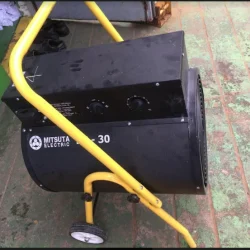 Tay đẩy và bánh xe Quạt sấy gió nóng Mitsuta EH-30