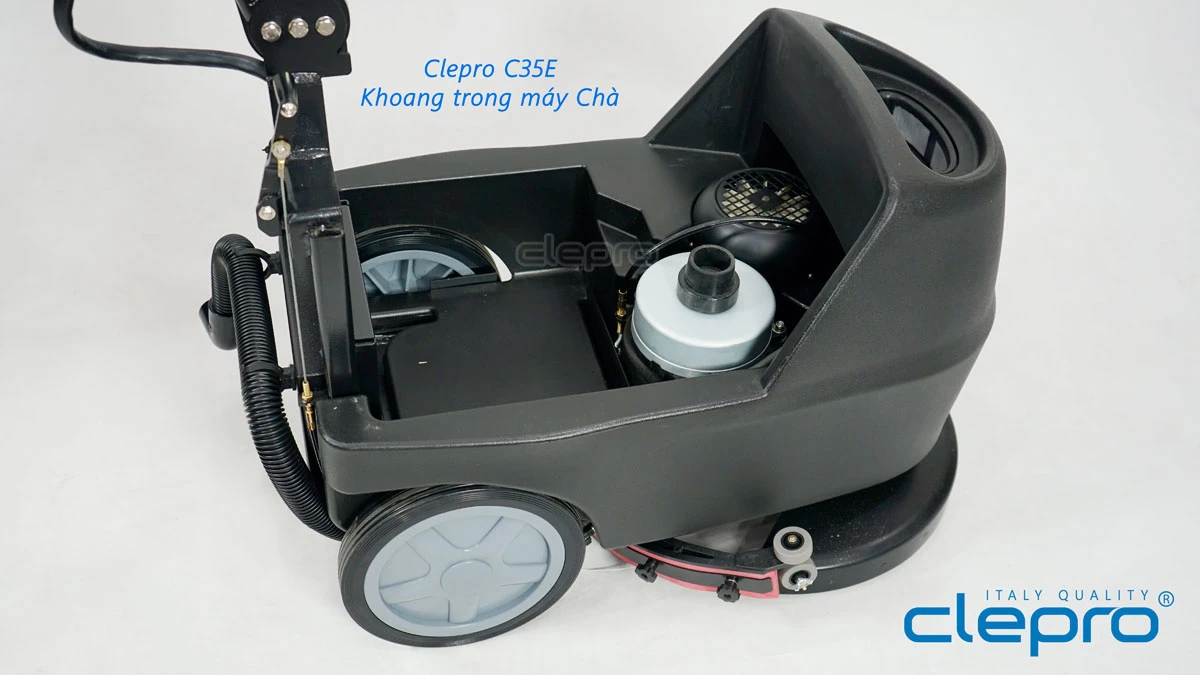 bên trong khoang Máy chà sàn liên hợp Clepro C35E