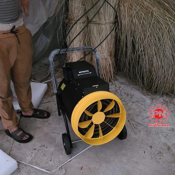 Sử dụng quạt sấy gió nóng Mitsuta EC30