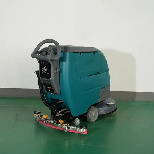 Mặt sau Máy chà sàn liên hợp Kumisai KMS 65C