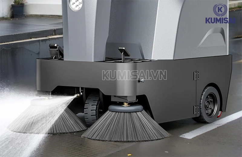 hệ thống phun sương dập bụi của Xe quét rác ngồi lái DQC-TECH 4F